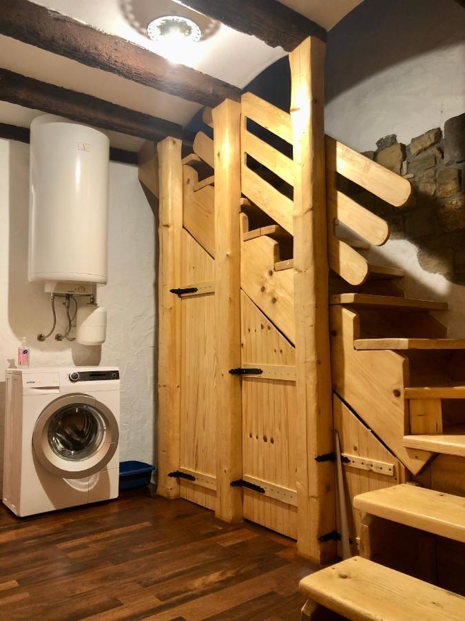 Apartment Modrin Piran Luaran gambar