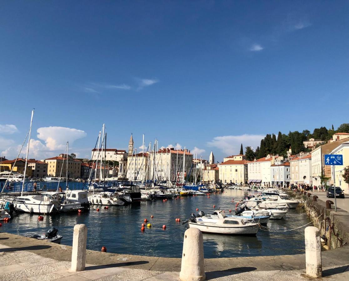 Apartment Modrin Piran Luaran gambar