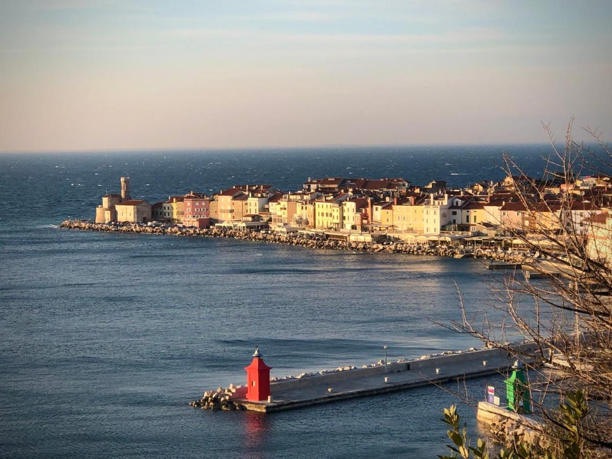 Apartment Modrin Piran Luaran gambar